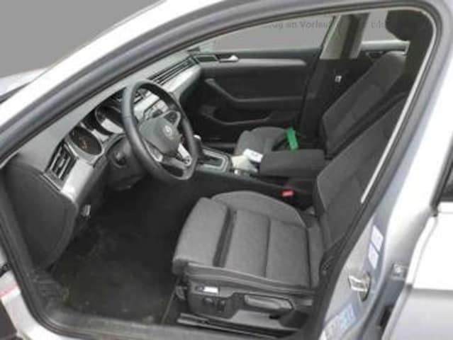 Volkswagen Passat Business Variant