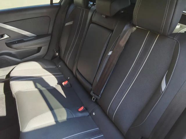 Opel Astra GS-Line Grand Sport