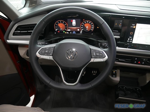 Volkswagen Multivan 2.0 TSI DSG Style T7