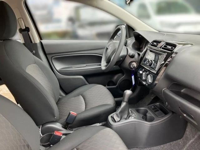 Mitsubishi Space Star Inform Star