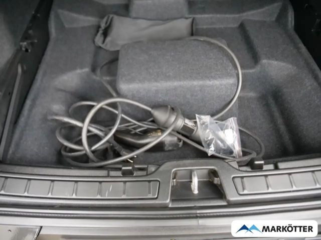 Volvo XC40 Dark Plus Recharge T4