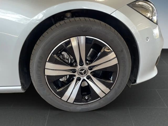 Mercedes-Benz C 180 AVANTGARDE Estate