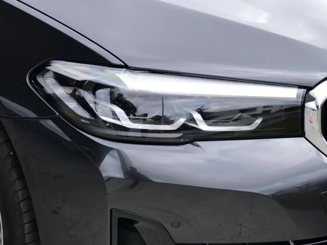 BMW 530 530e Touring