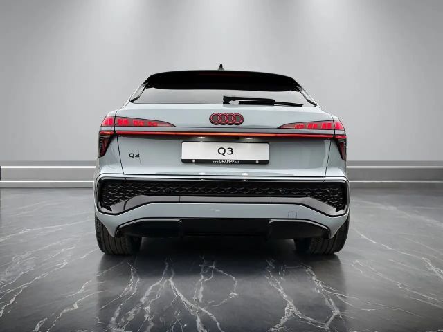 Audi Q3 S-Tronic