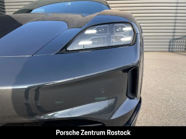 Porsche Taycan 4 Cross Turismo