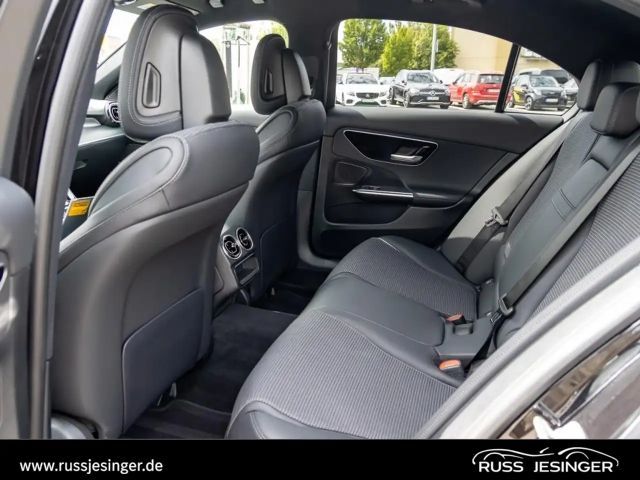 Mercedes-Benz C 300 AVANTGARDE Sedan