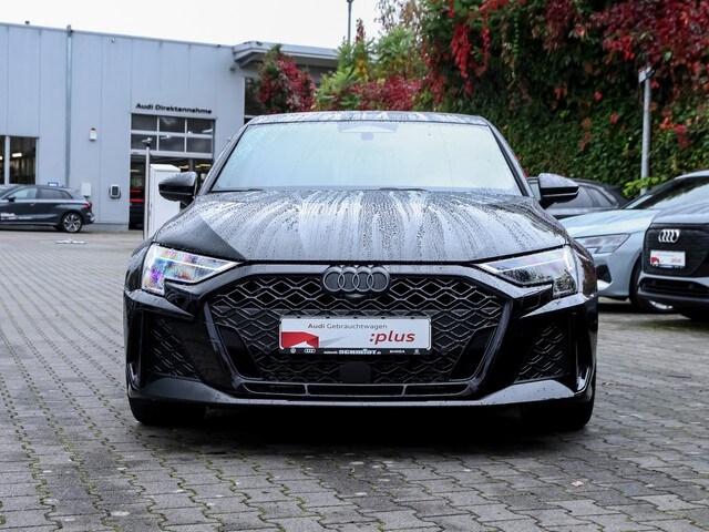 Audi RS3 Quattro S-Tronic Sedan