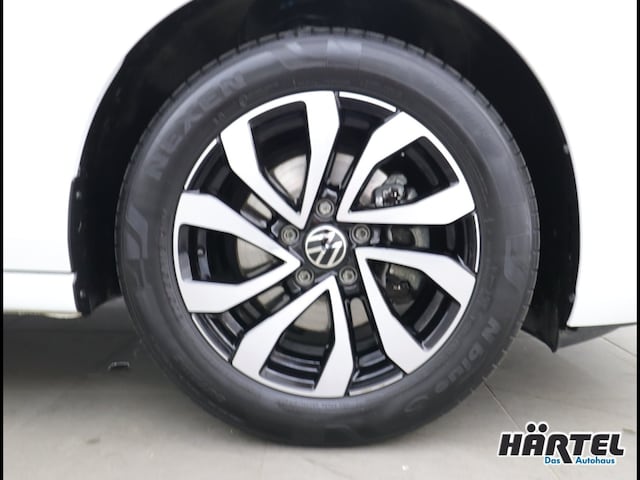 Volkswagen Golf 1.5 eTSI DSG