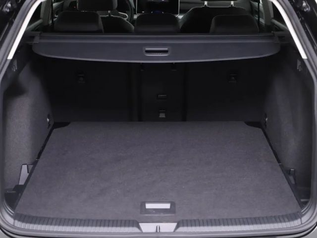 Volkswagen Golf 1.5 TSI Golf VIII Variant