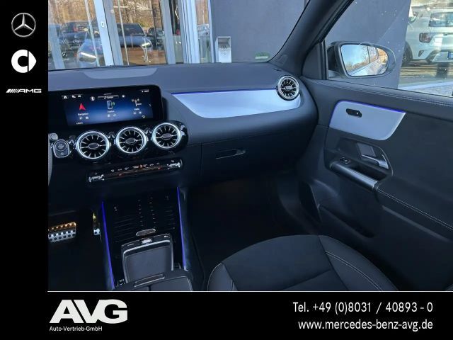 Mercedes-Benz GLA 200 AMG Line