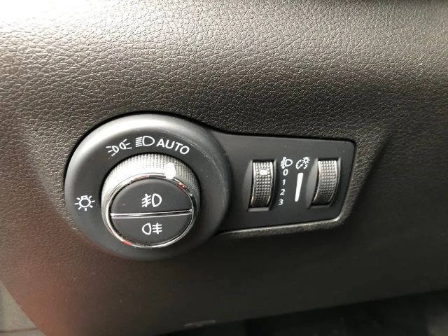 Jeep Compass Altitude