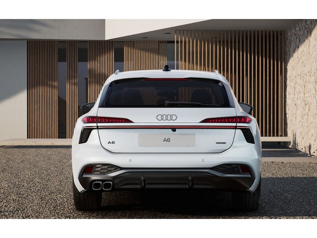 Audi A6 Avant Quattro S-Tronic