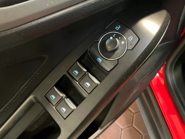 Ford Focus Cool & Connect