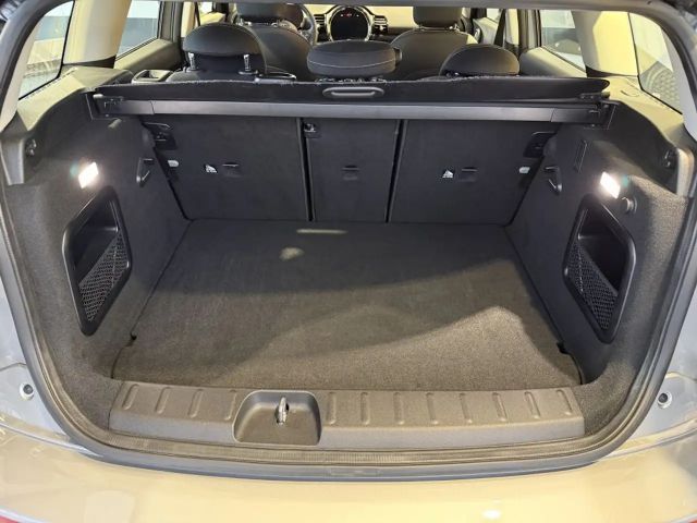 MINI Cooper Clubman Essential Trim KAM+LED+NAVI+KOMF