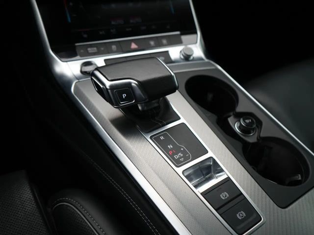 Audi A6 Avant Quattro