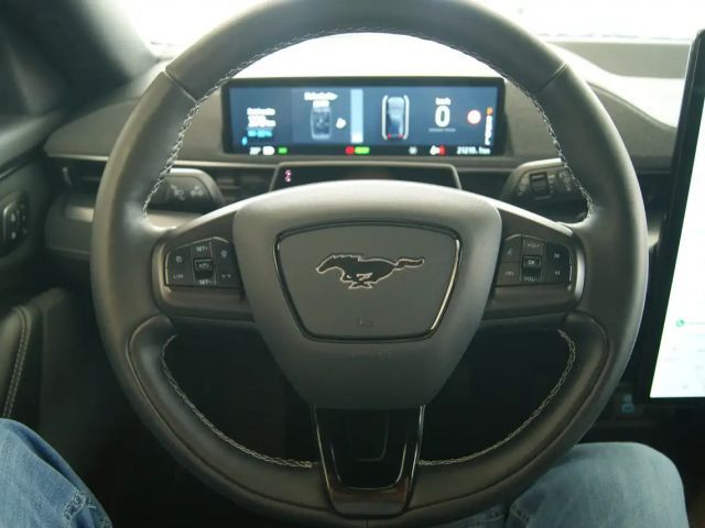 Ford Mustang Mach-E AWD GT