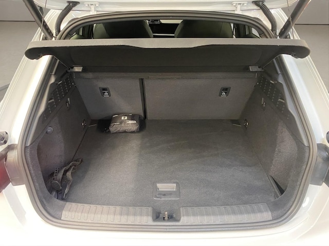 Audi A3 30 TFSI S-Line S-Tronic Sportback