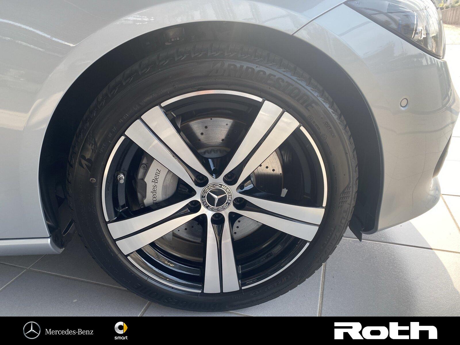 Mercedes-Benz C 300 AVANTGARDE Sedan