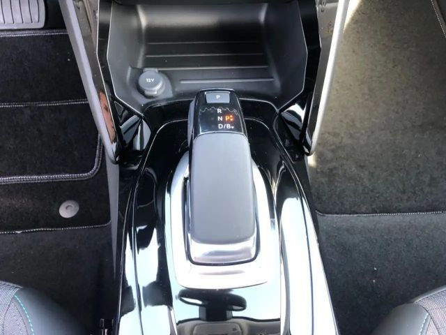 Peugeot E-2008 Allure Pack