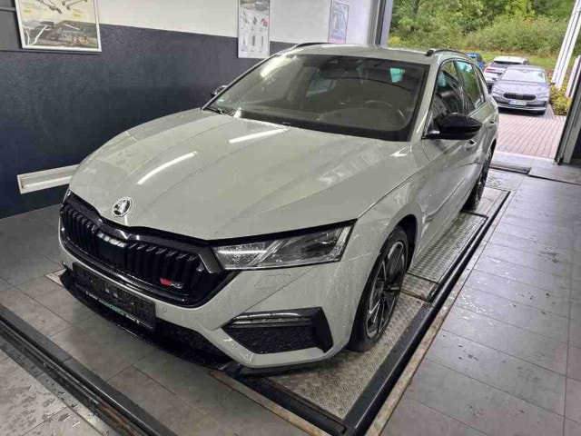Skoda Octavia Combi RS iV