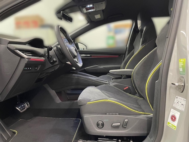 Skoda Elroq Lounge *AHK*HEAD-UP*NAVI*WÄRMEPUMPE*