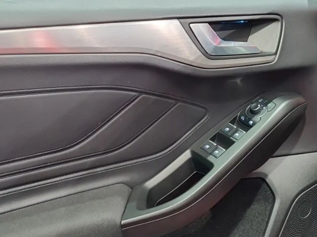 Ford Focus EcoBoost Titanium