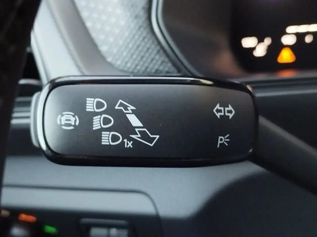 Volkswagen T-Cross 4Me TSI