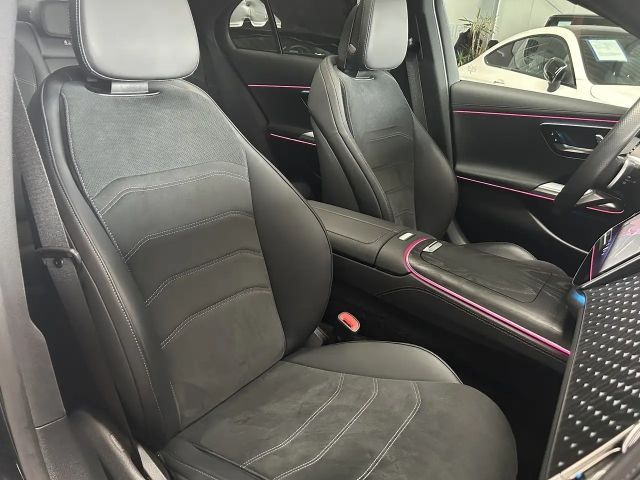 Mercedes-Benz E 200 AMG Line Sedan