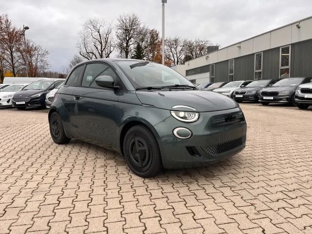 Fiat 500e Elektro Giorgio Armani Collector's Edition