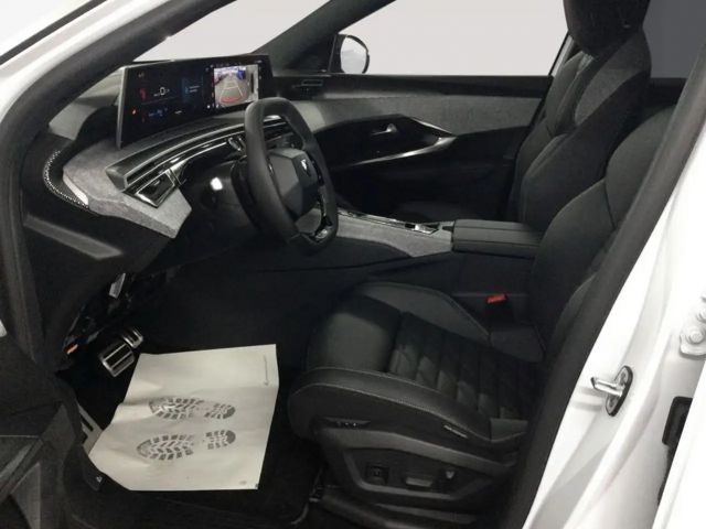 Peugeot E-3008 GT-Line