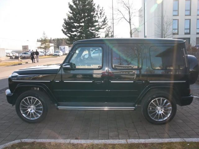 Mercedes-Benz G 400 AMG Line