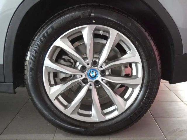 BMW X3 xDrive30e