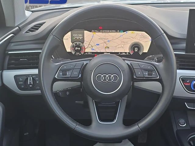 Audi A4 30 TDI Sedan