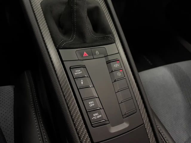 Porsche Cayman 718 RS