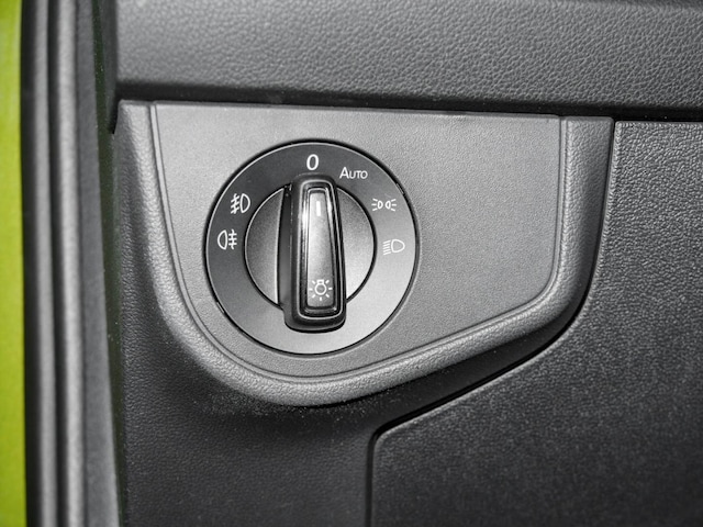 Volkswagen Taigo Taigo 1.0 R-LINE DSG NAVI BLACKSTYLE MATRIXLED