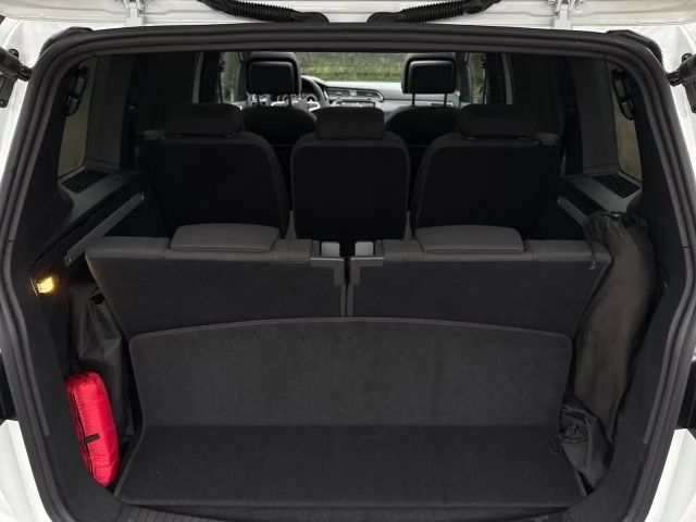 Volkswagen Touran 1.5 TSI DSG Highline