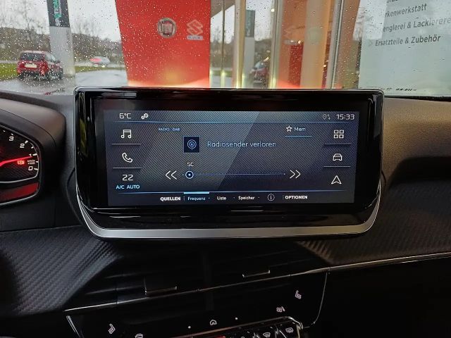 Peugeot 2008 PureTech Style