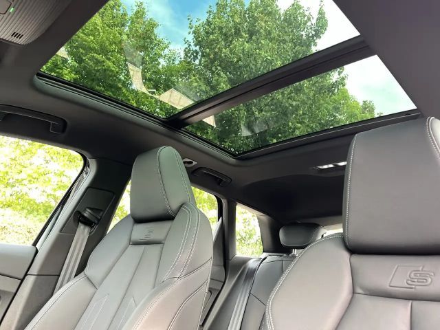 Audi Q4 e-tron Quattro