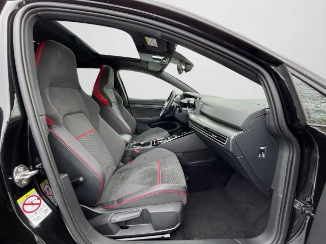 Volkswagen Golf 2.0 TSI GTI