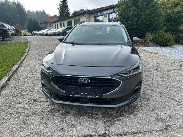 Ford Focus Cool & Connect Wagon