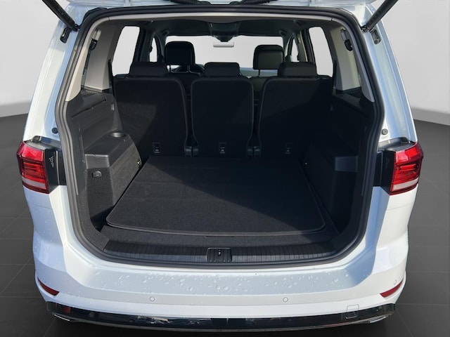 Volkswagen Touran 1.5 TSI DSG R-Line