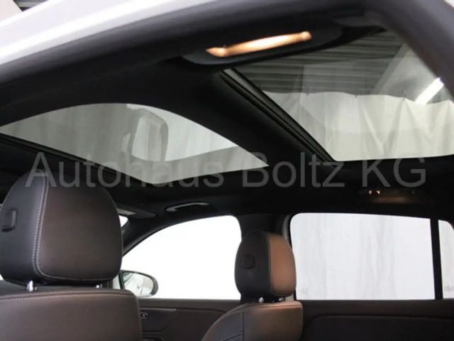 Mercedes-Benz GLA 180 Progressive