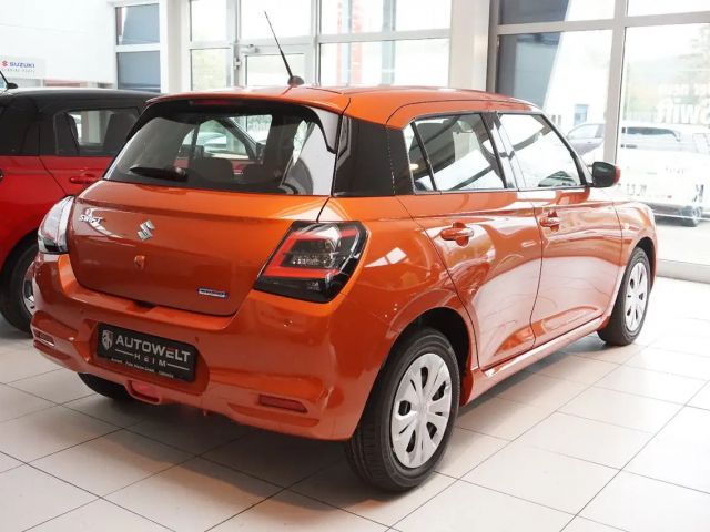 Suzuki Swift Club Hybrid