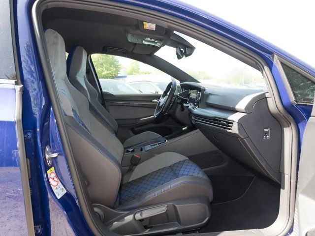 Volkswagen Golf IQ.Drive