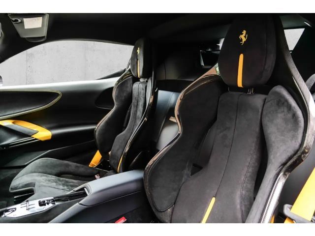 Ferrari SF90 Stradale