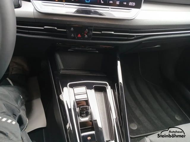 Volkswagen Golf IQ.Drive Style eHybrid