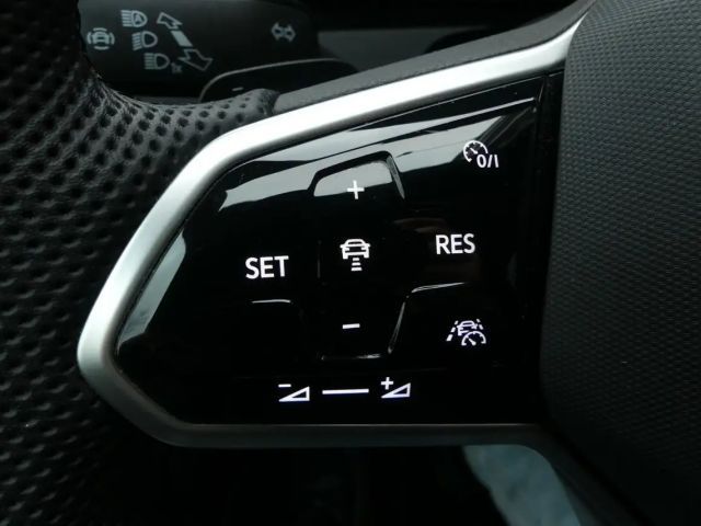 Volkswagen Arteon R-Line
