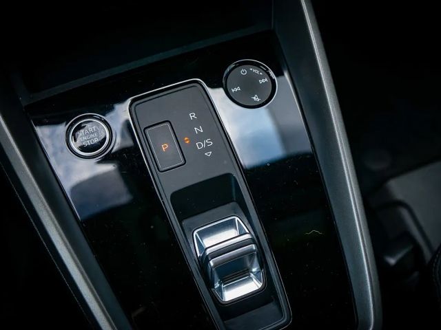 Audi A3 30 TFSI S-Tronic Sedan