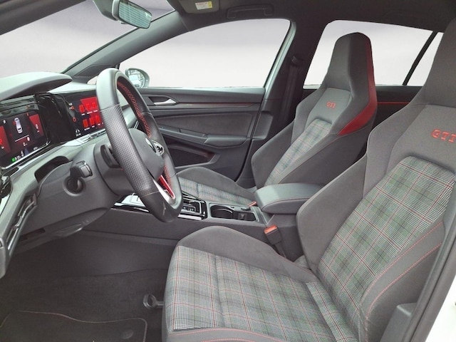 Volkswagen Golf 2.0 TSI DSG GTI