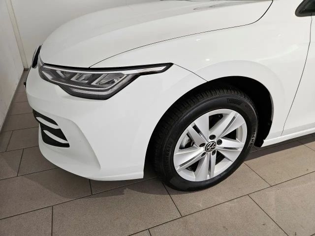 Volkswagen Golf 1.5 eTSI DSG Life